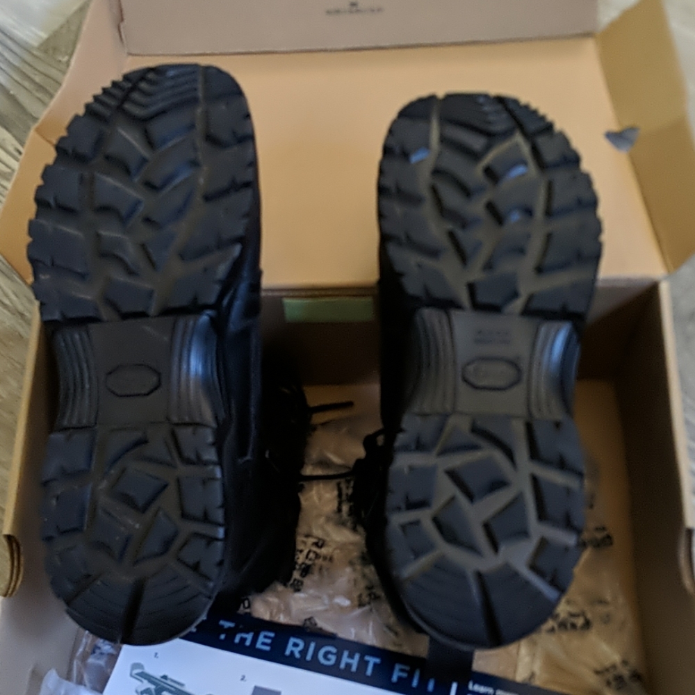 Side Zip Waterproof Boot - Picture 2 of 3